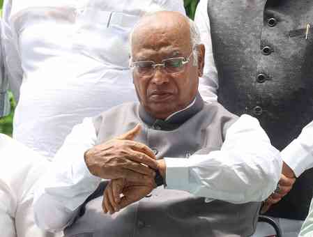 Kharge writes to RS Dy Chairman seeking discussion on SIR