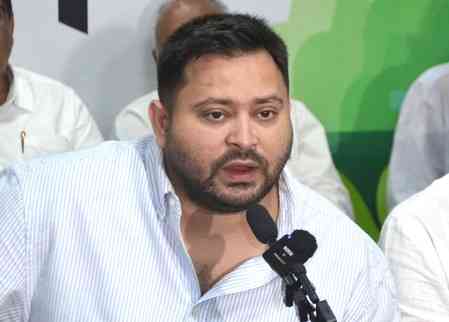 On Rakshabandhan, Tejashwi woos 'sisters of Bihar' promising several women-centric schemes