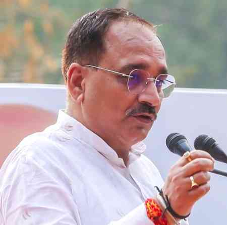 Raksha Bandhan: Delhi BJP chief assures all facilities to his sisters living in slums 
