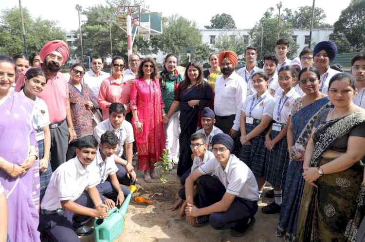 Sanskriti KMV School Spreads Green Cheer with Rotary Club Jalandhar West & IMA through Tree Plantation