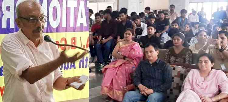 प्रथम वर्ष के विद्यार्थियों के लिए ओरिएंटेशन कार्यक्रम आयोजित