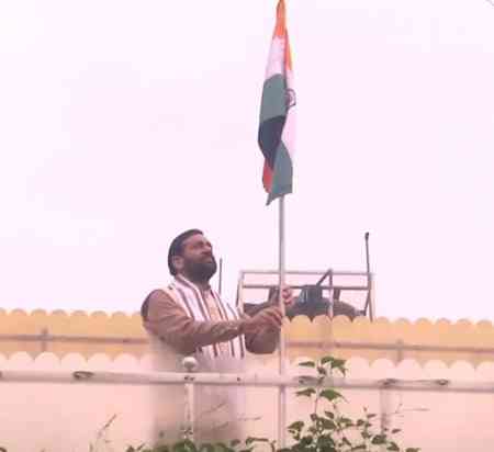 Our National Flag symbol of pride & glory, says Haryana CM after hoisting Tricolour