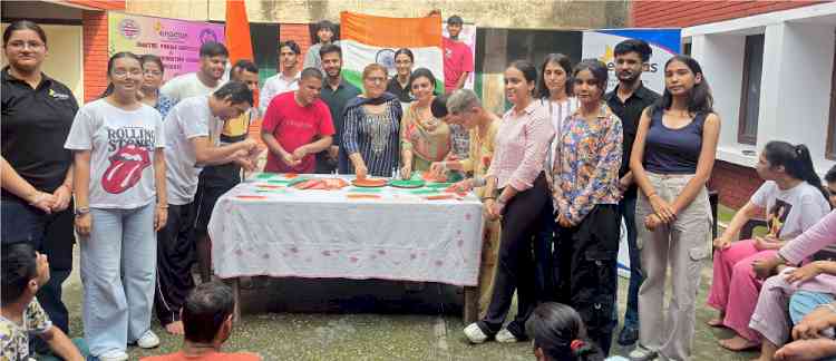 Enactus PU brings Independence Day cheer to specially-abled children at Samarth Jiyo