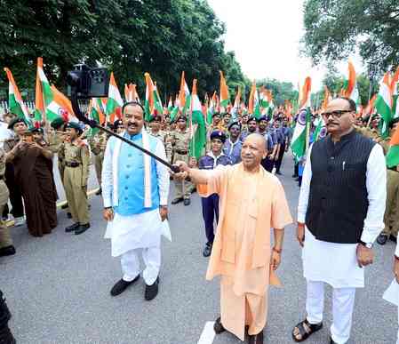 Tiranga Yatra: Lucknow streets resonate with patriotism as citizens march with Tricolour; CM Yogi clicks selfies