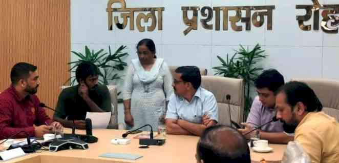उपायुक्त ने नागरिकों की शिकायतों का शीघ्र निपटारा करने के निर्देश दिए