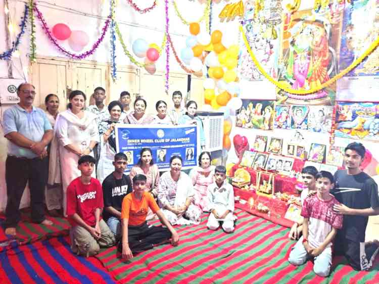 Celebration of Independence Day and Janmashtami by Inner Wheel Club Jalandhar