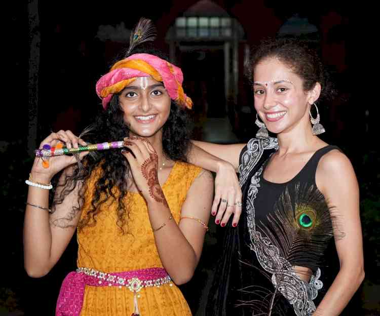KMV Hostel Celebrates Janmashtami with Devotion and Festivity