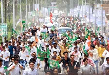 Voter Adhikar Yatra reaches Gaya; INDIA Bloc vows to fight 'vote chori'