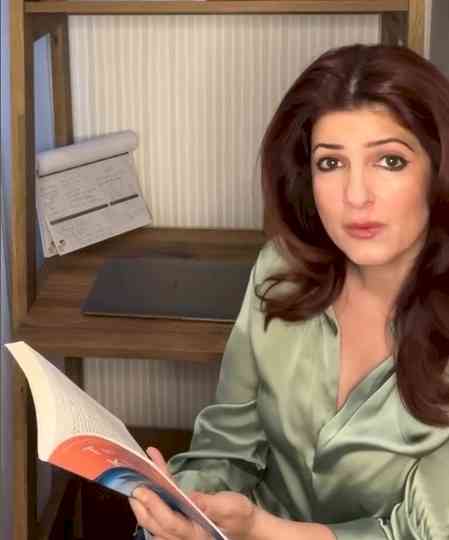 Twinkle Khanna reads excerpt from her collection of short stories