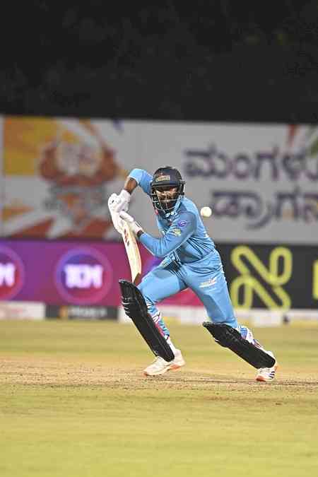 Maharaja Trophy: Gulbarga Mystics tame Hubli Tigers with four-wicket win