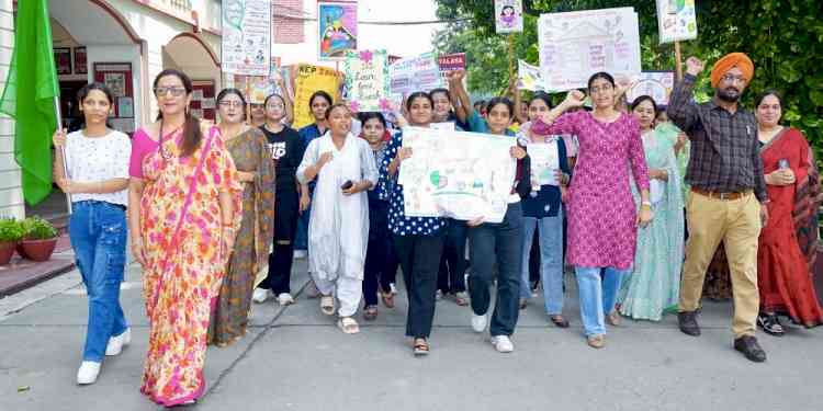 KMV SAARTHI Committee Spreads Awareness on NEP 2020 through Rally