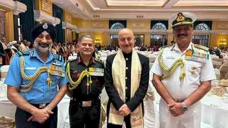 Anupam Kher feels 'honoured & humbled' standing next to the Chiefs Of Armed Forces