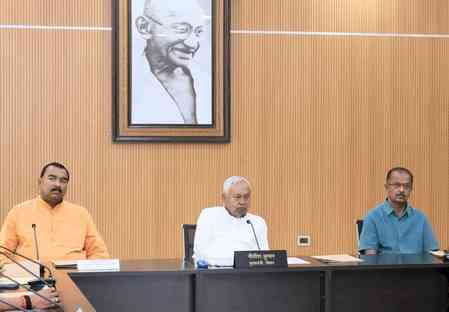 CM Nitish Kumar transfers Rs 456 crore flood relief to over 6.5 lakh families in Bihar