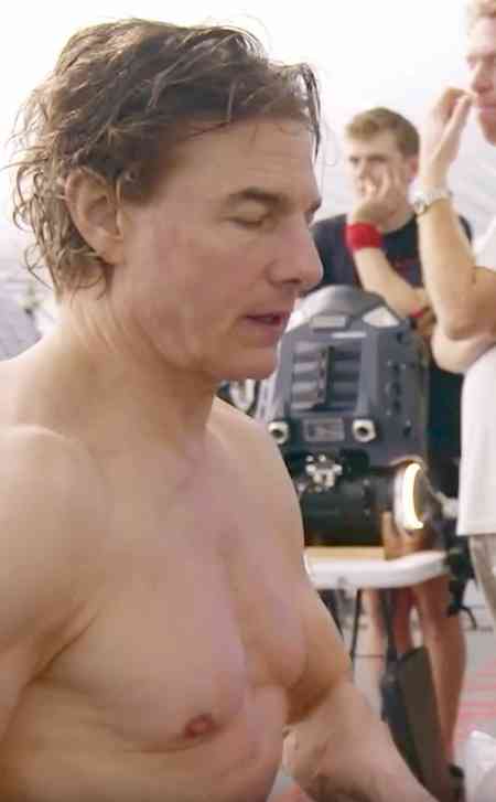 Farah Khan is ‘eternally grateful’ to Tom Cruise for removing his shirt