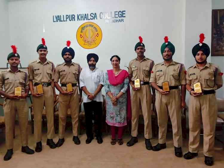 Lyallpur Khalsa College Felicitates NCC Cadets for Participation in 79th Independence Day Parade