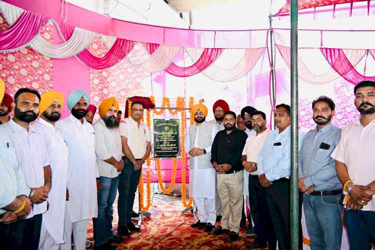 Cabinet Minister Sond lays foundation stone for second modern bathroom/toilet block in Khanna