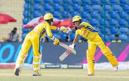 Women's DPL: South Delhi Superstarz clinch 10-run win over Central Delhi Queens to enter final