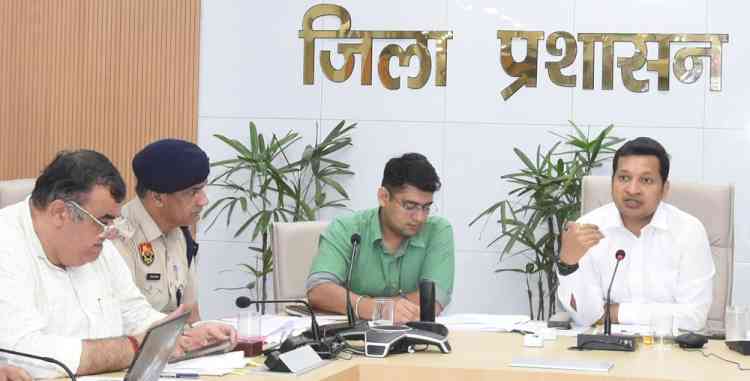DC Sachin Gupta directs officials to present a Status Report on Pending Complaints from Samadhan Camps on Monday