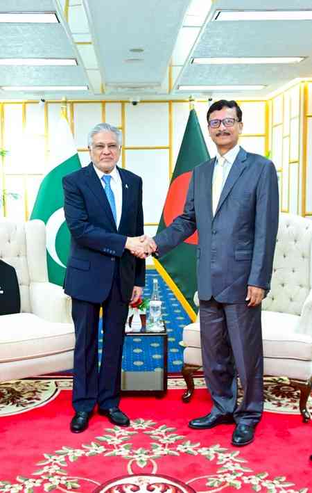 1971 genocide issue resolved long ago, says Pak foreign minister during Bangladesh visit