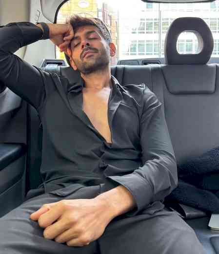 After unwinding in London, Kartik Aaryan is off to Marathon shoot of 48 hours