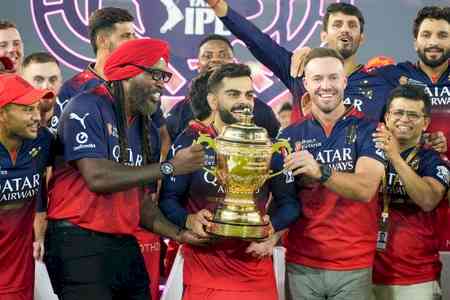 'If the franchise feels there’s a role for me': De Villiers hints at possible IPL coaching role with RCB