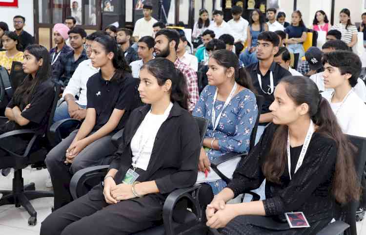 ई-शिखर सम्मेलन के दूसरे दिन कौशल वृद्धि के लिए विशेष व्याख्यान सत्र आयोजित