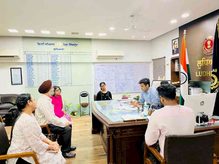 DC conducts comprehensive review of civil hospital, aims to make it a model healthcare facility