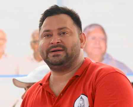 ‘NDA will also cut names from ration cards and stop pensions’, claims Tejashwi Yadav
