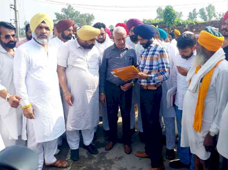 CM skips visit to flood-hit village, residents hand memorandum to minister