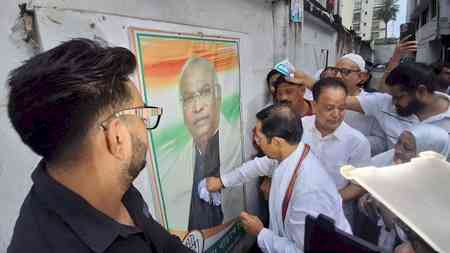BJP workers vandalise Bengal Congress headquarters to protest alleged abuse against PM Modi 