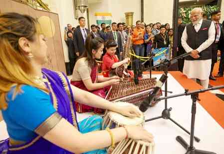 Indian diaspora in China accords rousing welcome to PM Modi