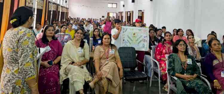 एमकेजेके में राष्ट्रीय खेल दिवस मनाया