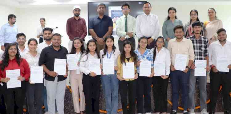 विभिन्न क्लबों के नवनियुक्त समन्वयकों का सम्मान व संकल्प समारोह आयोजित