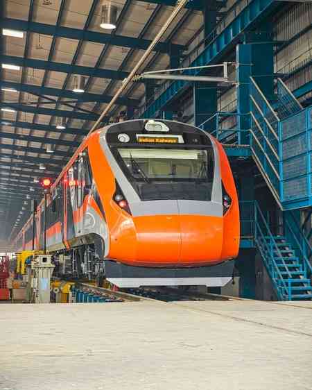 Two special trains leave Jammu with over 1,200 stranded passengers
