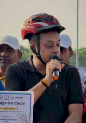 BJP leader's 'Sunday on Cycle' in Puri; thanks PM for nationwide fitness revolution
