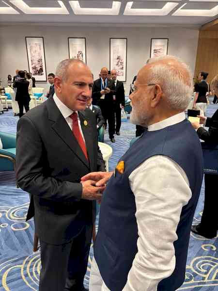 PM Modi meets Armenian PM on sidelines of SCO Summit