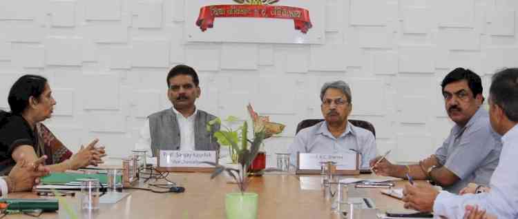 एनईपी-2020 के प्रभावी क्रियान्वयन के लिए जीयू में उच्च स्तरीय बैठक आयोजित