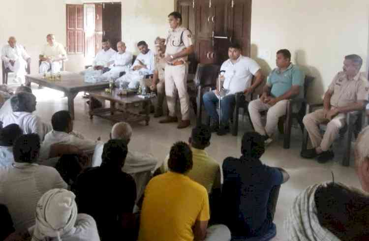 साइबर अपराध पर रोक लगाने के लिए पुलिस ने चलाया जागरूकता अभियान