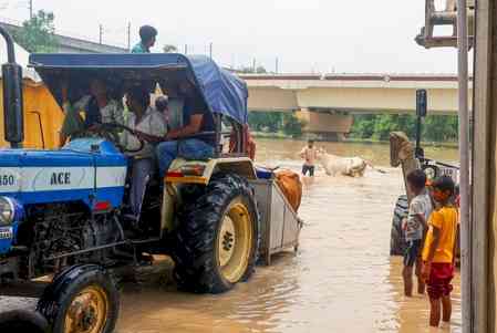 Heavy flooding in Delhi; relief camps set up in affected areas