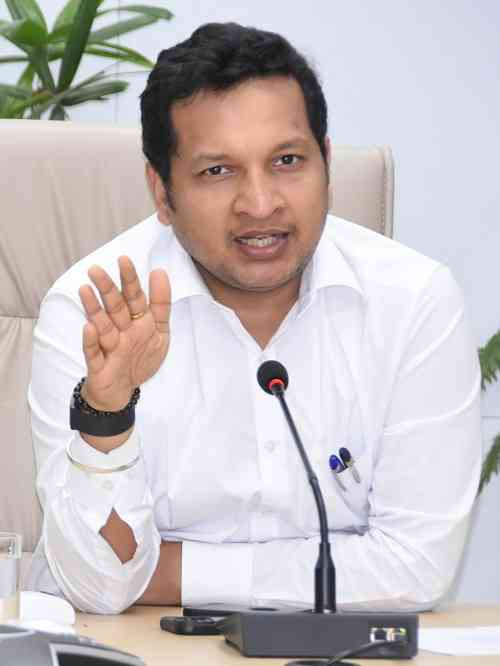 DM Sachin Gupta orders the closure of all government and private schools and Anganwadi centres in the district till further orders.