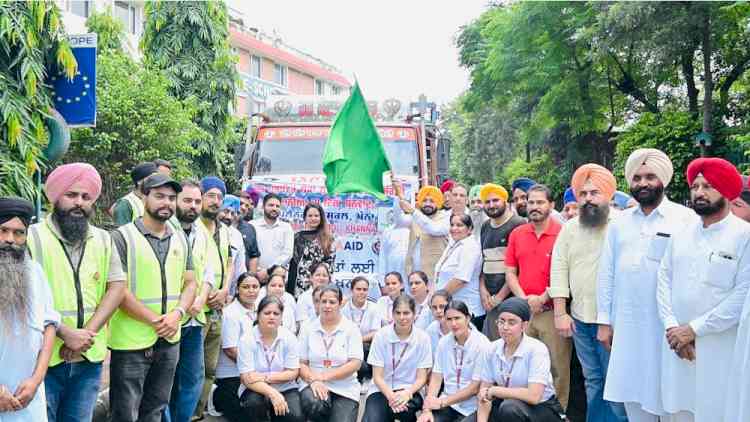 Sond dispatches third relief truck to flood affected Fatehgarh Churian