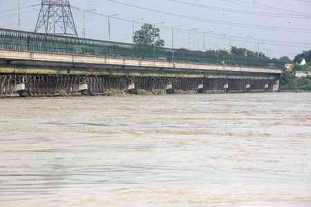 Yamuna water level at Old Railway Bridge falls to 205.47 metres