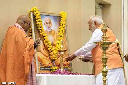 PM Modi pays tribute to Sree Narayana Guru, hails his enduring legacy