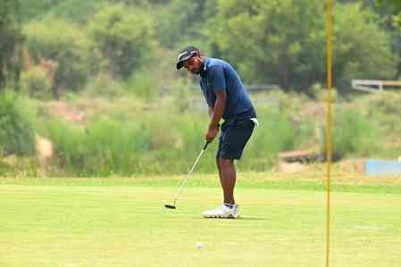 PGTI NEXGEN: Umed Kumar builds three-shot lead in round two 