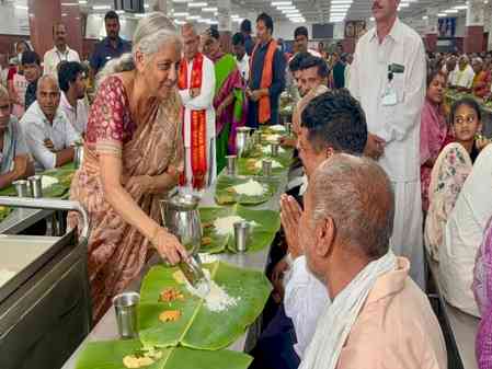 FM Nirmala Sitharaman serves Annaprasadam to devotees at Tirumala temple