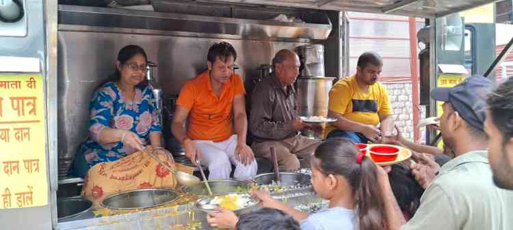 Purushottam Das Rungta Charitable Trust organises 'Ann Bhandara'