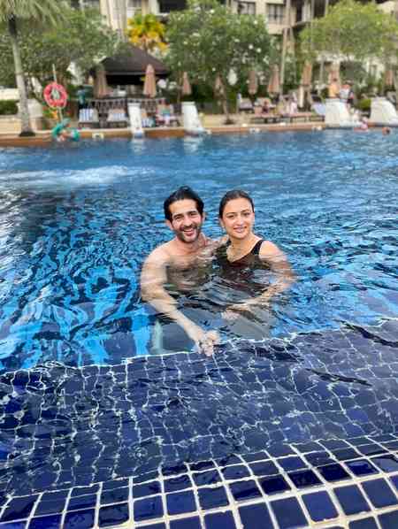 Hiten Tejwani, Gauri Pradhan 