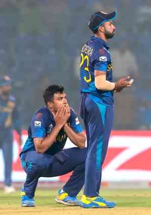 Asia Cup: Theekshana replaces Pathirana as SL elect to bowl against HK