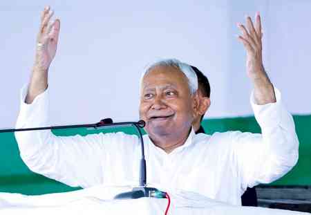 Nitish Kumar announces interest-free loans under student credit card scheme