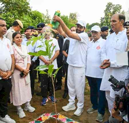 Need to transform cleanliness, de-addiction, healthy living into mass movement: Haryana CM